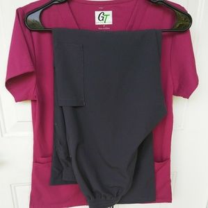 Scrub Set (Brand New)*Medium*